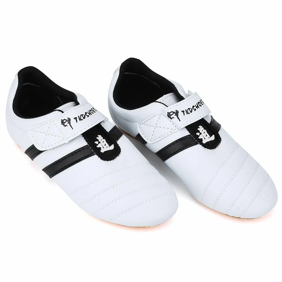 Taekwondo Chaussures Arts Martiaux Trainning Chaussures Sneaker Boxe Karaté Kung Fu Tai Chi Chaussures Rayures Sneakers pour Hommes Femmes