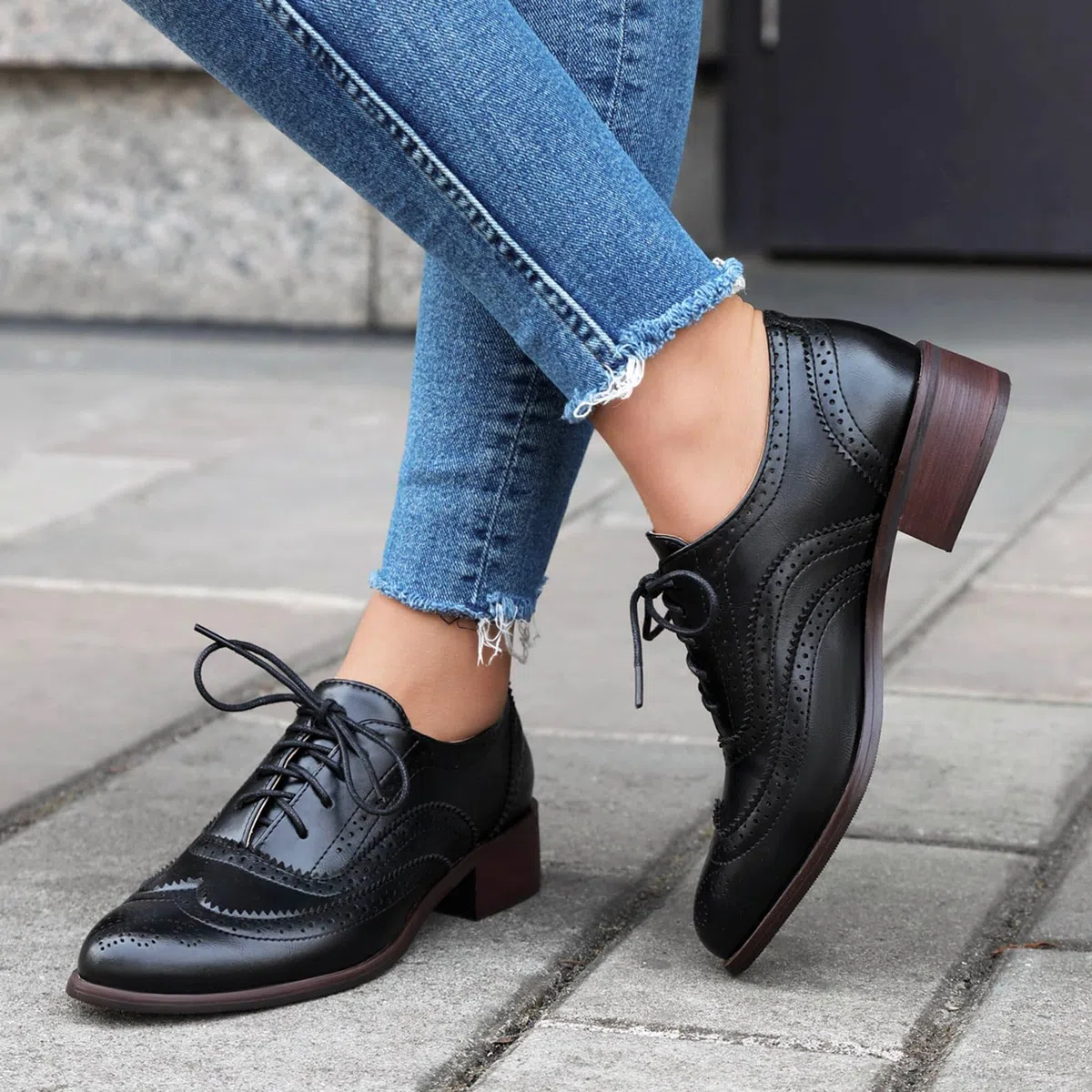 Lizoleor Chaussures brogue à lacets pour femme de style britannique classique