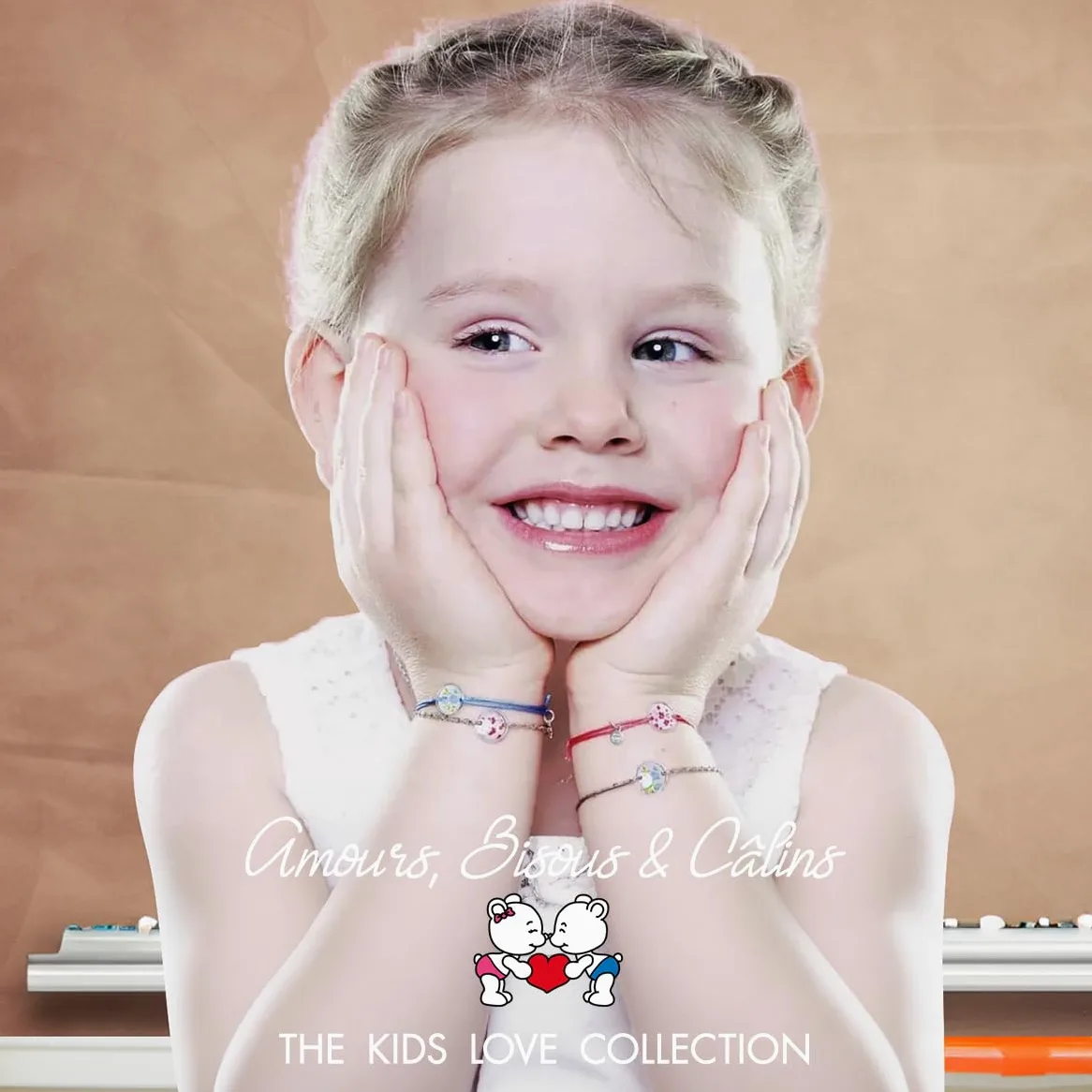 Amours, Bisous & Calins - Pendentif PETITE COCCINELLE - 100% Anallergique - Argent 925 et Grenat Semi-Précieux - Bijou Enfant
