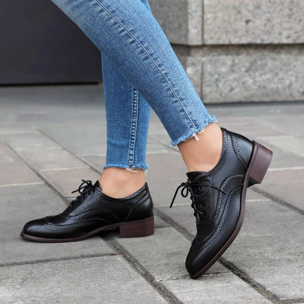Lizoleor Chaussures brogue à lacets pour femme de style britannique classique