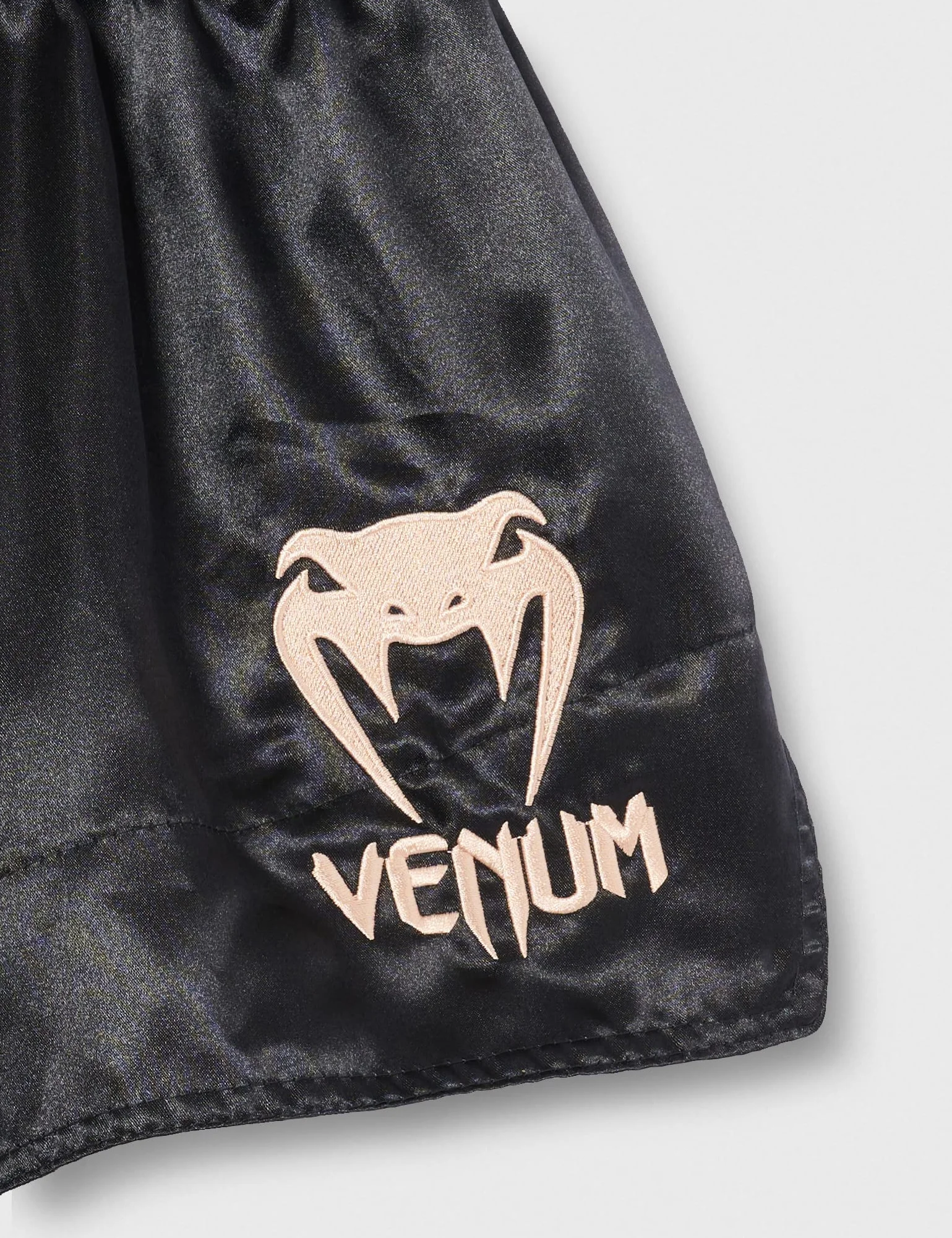 Venum Venum Classic Short de Muay Thai - Short de Muay Thai - Pantalon de Sport - Homme