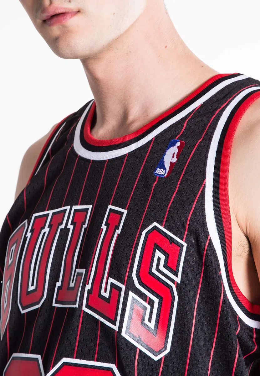 Mitchell & Ness Replica Swingman NBA Jersey HWC 33 Scottie Pippen Chicago Bulls Basketball Trikot
